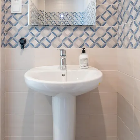 Wintowinrentals Charming & New Building, Close Rincon de la Victoria