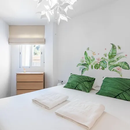 Apartment Wintowinrentals Charming & New Building, Close